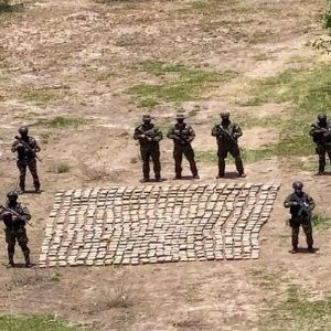 Venezuela desmantela centros de drogas de terroristas colombianos