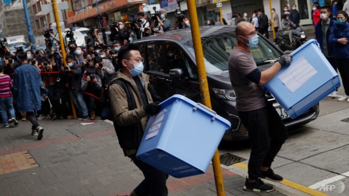 Veterano periodista de Hong Kong arrestado por 'sedición'
