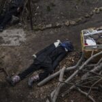 ¿Qué son los crímenes de guerra?  3 lecturas esenciales sobre las atrocidades en Ucrania y la probabilidad de enjuiciar a Putin