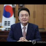 (AMPLIACIÓN) Yoon ofrece enviar vacunas contra el COVID-19 a Corea del Norte