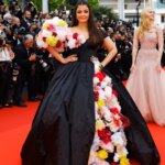 Aishwarya Rai camina por la alfombra roja del Festival de Cine de Cannes con un extravagante vestido floral.  ver fotos