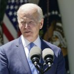 El presidente Joe Biden está suspendiendo los impuestos de importación del 25% sobre el acero de Ucrania para ayudar a impulsar la economía del país devastado por la guerra.