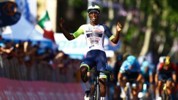 Biniam Girmay hace historia con victoria en la décima etapa del Giro de Italia