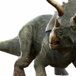 Colecciona y lucha junto a los dinosaurios en Jurassic World: Primal Ops