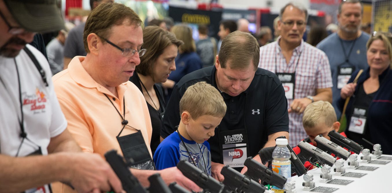 Cómo evolucionó la NRA desde respaldar una prohibición de ametralladoras de 1934 hasta bloquear casi todas las restricciones de armas de fuego en la actualidad
