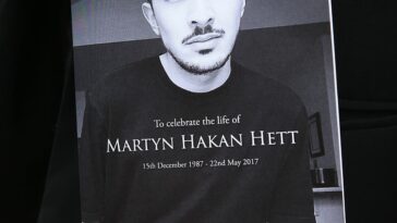 Coronation Street: Martyn Hett y las víctimas de Arena 'siempre en nuestros pensamientos'