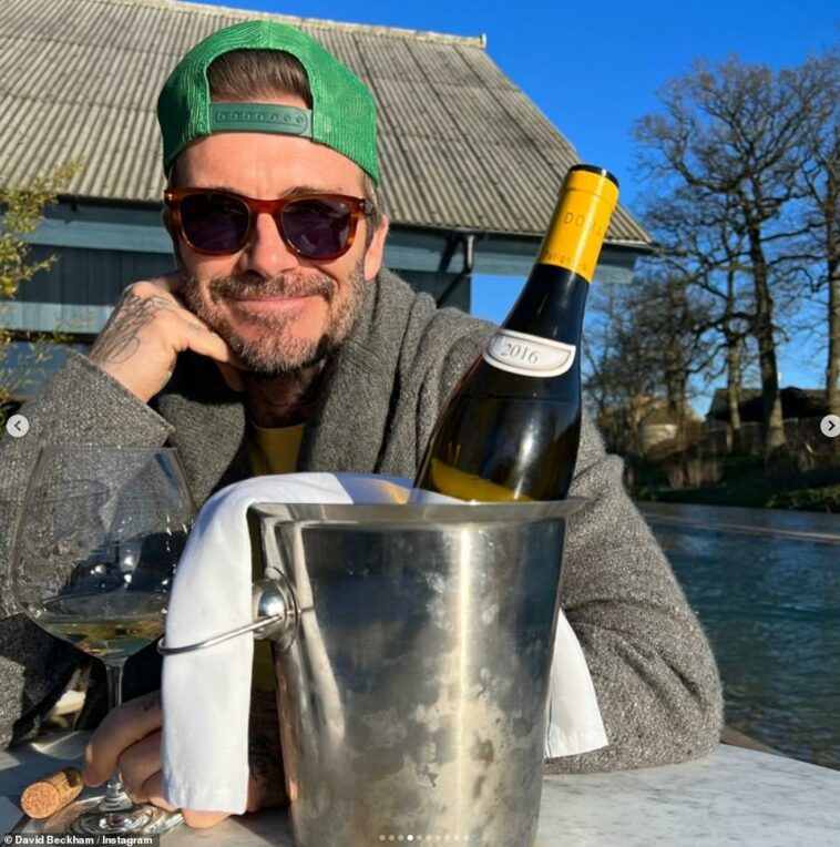 ¡Divirtiéndose!  David Beckham cumplió 47 años durante el fin de semana y aprovechó al máximo el hito para festejar con amigos y familiares durante celebraciones muy lujosas.