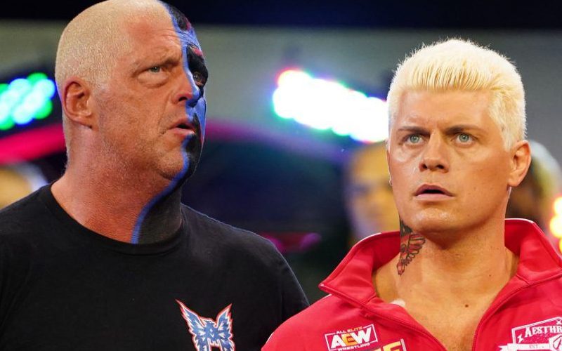 Dustin Rhodes quiere que Cody Rhodes 