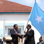 El nuevo presidente electo de Somalia asume el cargo