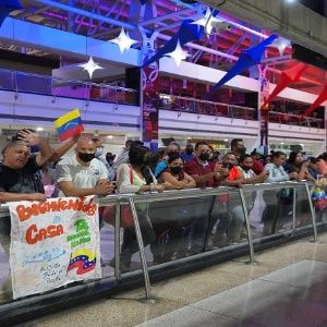 Gobierno de Venezuela repatria a 264 nacionales de Perú