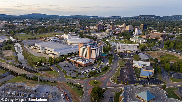 1. Huntsville obtuvo un alto puntaje en vivienda y mercado laboral en la lista de las mejores ciudades para vivir de US News & World Report