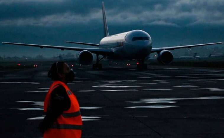 La administración de AMLO le quita espacio a un avión de la DEA en el Aeropuerto Internacional de Toluca