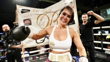 Antonella Del Busso ganó su debut en el boxeo al derrotar a Katerina Papi en Melbourne