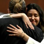 La abogada defensora de California, Camille Vásquez, de 37 años, ganó un seguimiento masivo en línea después de 'interrogar' a Amber Heard durante el contrainterrogatorio el lunes y martes.