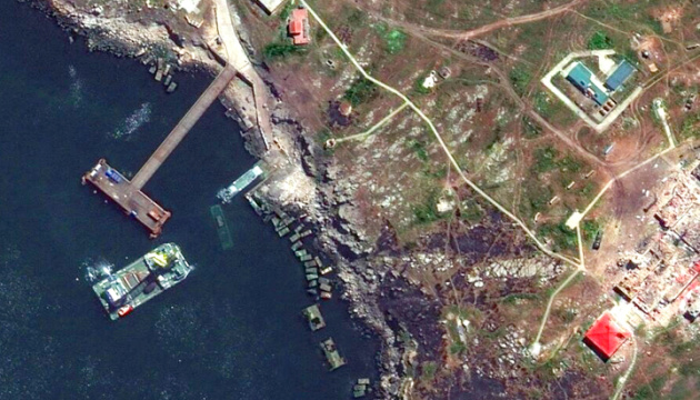 Los enemigos despliegan los sistemas de misiles Pantsir, Tor-M2 en la isla Zmiinyi: informe de inteligencia