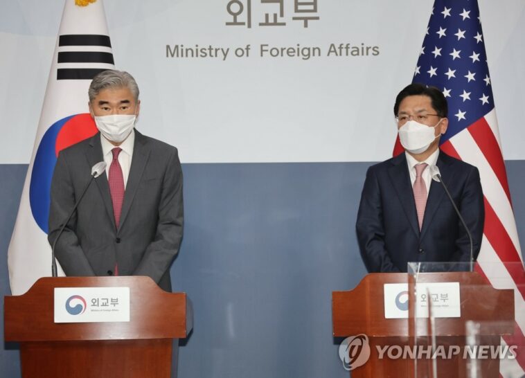 Los principales enviados nucleares de Corea del Sur y EE. UU. condenan el lanzamiento de misiles NK en una llamada telefónica