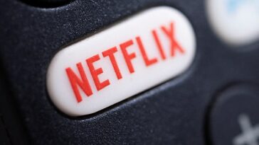 Un nuevo informe afirma que Netflix está explorando la transmisión en vivo de sus programas sin guión y especiales de stand-up.