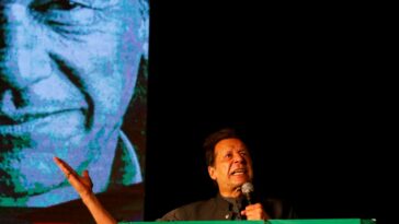 Pakistán: el derrocado primer ministro Imran Khan convoca a una marcha sobre Islamabad
