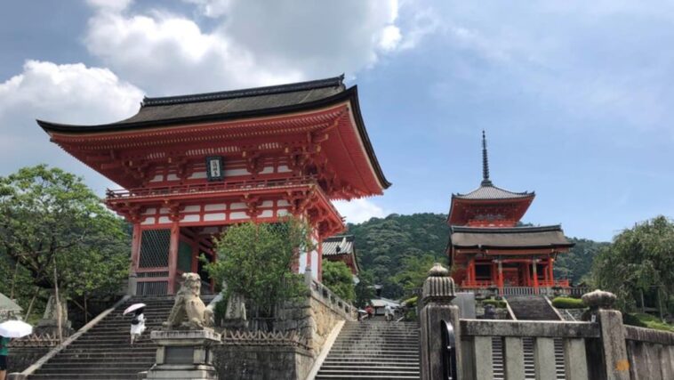 Preocupado por los "malos modales" extranjeros, Japón flexibiliza las fronteras para ayudar a la industria del turismo en problemas
