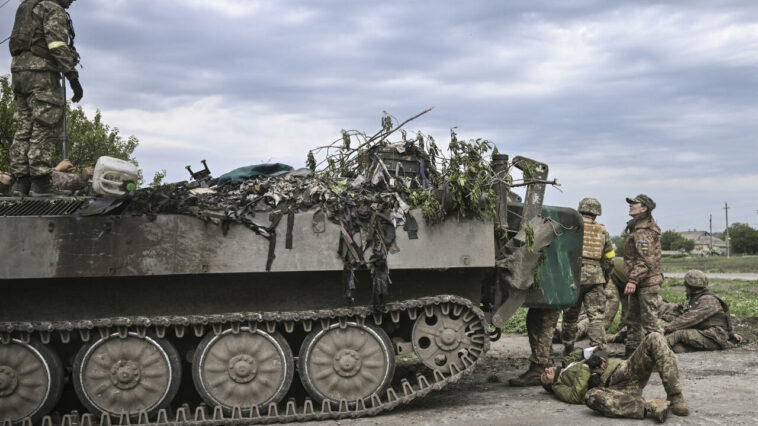 Rusia intensifica su presión por Donbas mientras la guerra de Ucrania eclipsa la reunión de la OMS