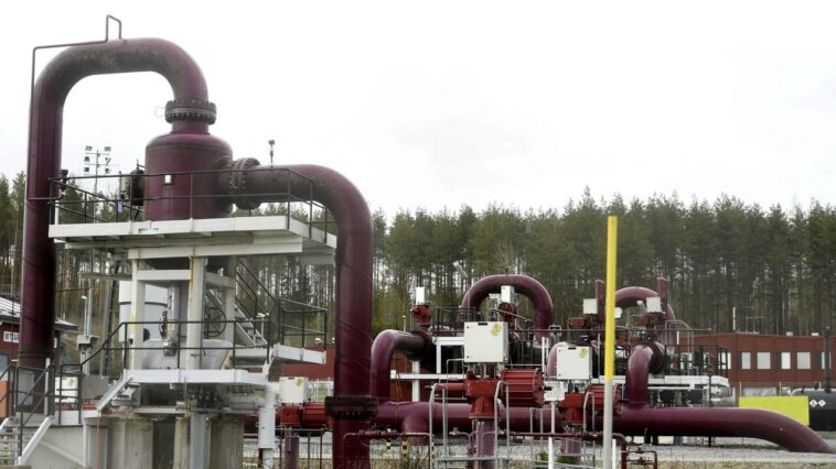 Rusia suspende exportaciones de gas a Finlandia tras disputa por pagos