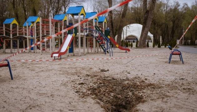 Rusia ya mata a 229 niños en Ucrania