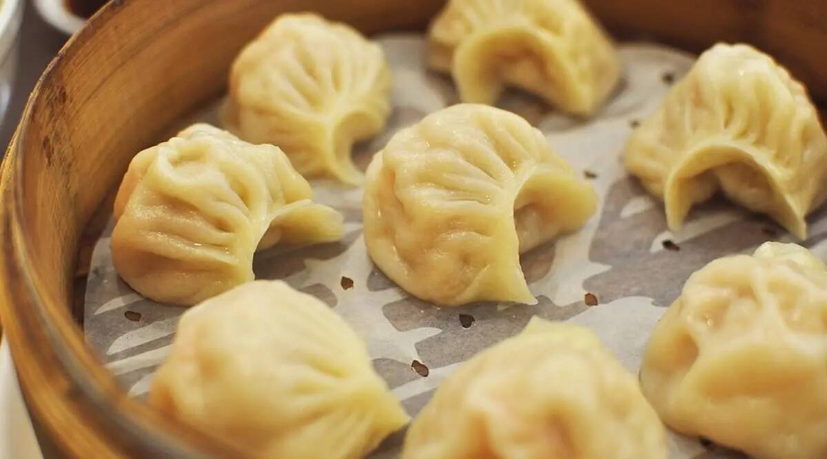 momos