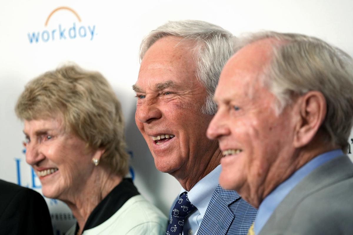 Ben Crenshaw, homenajeado conmemorativo del golf, recuerda la primera vez que conoció a Jack Nicklaus: en un baño
