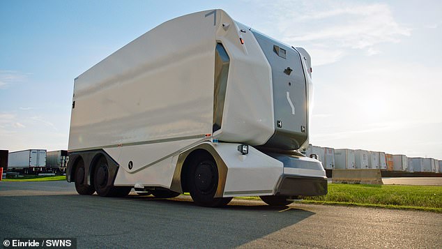 Lo que comenzó como un diseño de concepto radical para un camión sin conductor, ahora es la primera plataforma totalmente autónoma en recibir permiso de la Administración Nacional de Seguridad del Tráfico en las Carreteras para navegar en las vías públicas de EE. UU.