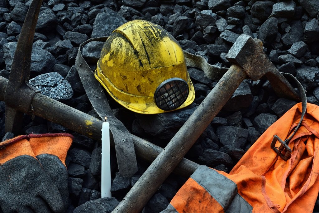  Darwendale Platinum Project began in early 2020, but operations were soon halted because of a lack of capital. Photo: iStock