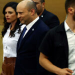 El primer ministro israelí, Naftali Bennett, dice que no se presentará a las próximas elecciones