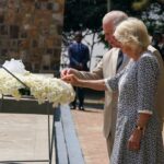 El príncipe Carlos rinde homenaje a las víctimas del genocidio en Ruanda