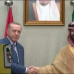 El príncipe heredero saudí visita Turquía mientras los países normalizan lazos