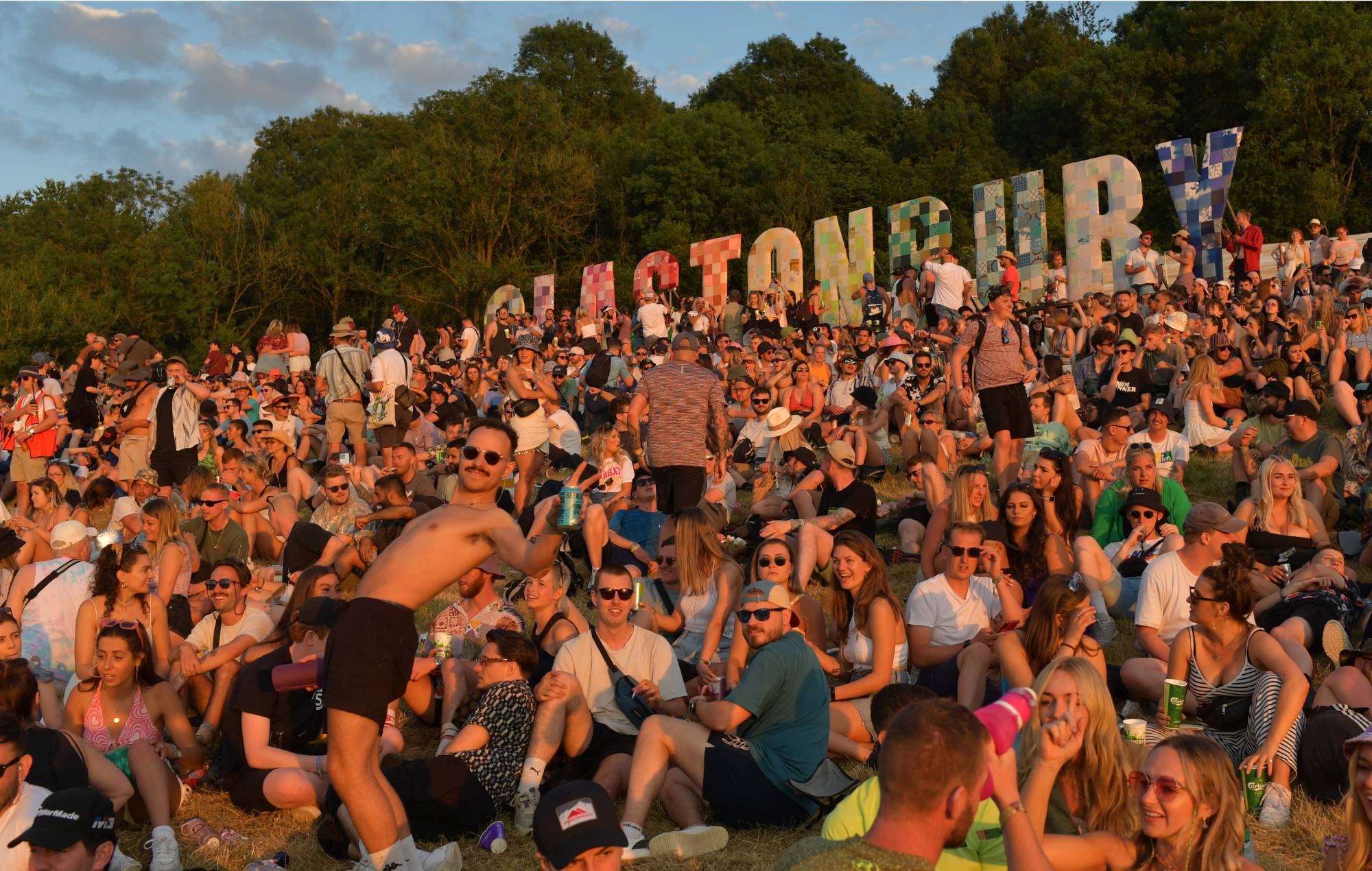 Festival de Glastonbury prácticamente no afectado por huelgas ferroviarias