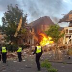Hombre lucha por la vida tras explosión de gas en Birmingham