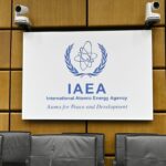 Irán retira dos cámaras del OIEA de instalaciones nucleares