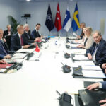 La OTAN enfrenta su mayor desafío desde la Segunda Guerra Mundial, dice el secretario general Stoltenberg