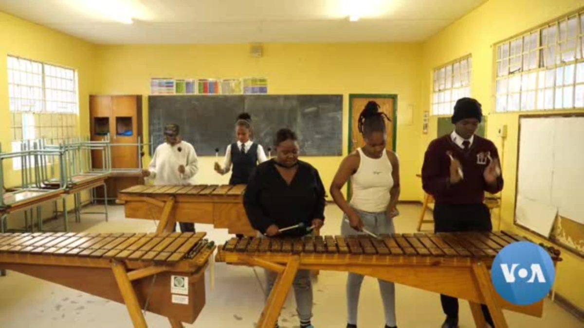 La marimba da un impulso lírico a los jóvenes del municipio sudafricano
