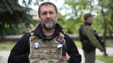 Las tropas rusas llegan a las afueras de Lysychansk pero aún no hay combates callejeros: Haidai