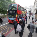 Los mayores recortes de autobuses en una década para ahorrar a TfL £ 35 millones por año
