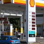 Los precios del combustible caen a medida que llega la reducción de impuestos, pero no en todas partes en Alemania