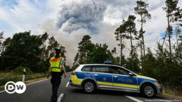 Residentes evacuados de sus casas por incendio en el este de Alemania