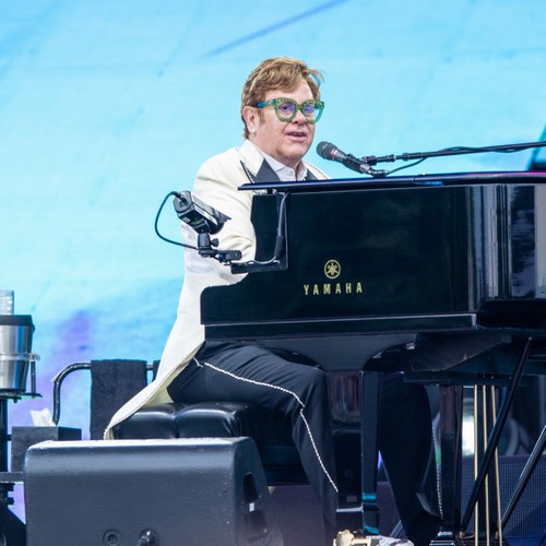 Sir Elton John trae la gira Farewell Young Brick Road a Londres