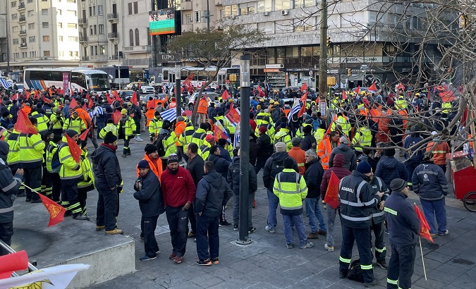 Trabajadores de la construcción uruguayos se declaran en huelga
