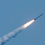 Tropas rusas lanzan ataque con misiles en las afueras de Dnipro