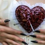 "glamour negro" Las uñas para bodas subieron un 50 % en Pinterest