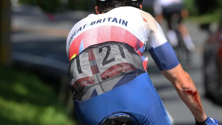 ¿Por qué la UCI está tomando medidas enérgicas contra los bolsillos de números en el Tour después de que los aprobó hace seis años?