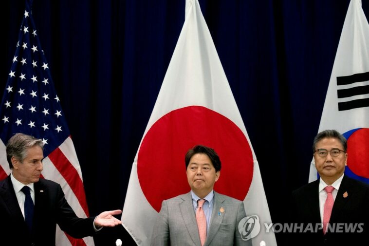 Cancilleres de Corea del Sur, EE. UU. y Japón sostienen conversaciones en Bali sobre Corea del Norte