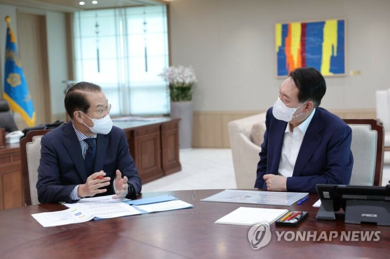 (AMPLIACIÓN) Yoon pide detalles del 'plan audaz' para Corea del Norte