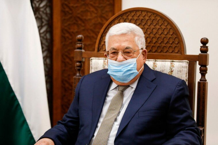 Abogados palestinos en huelga y protestan por los cambios realizados por Abbas